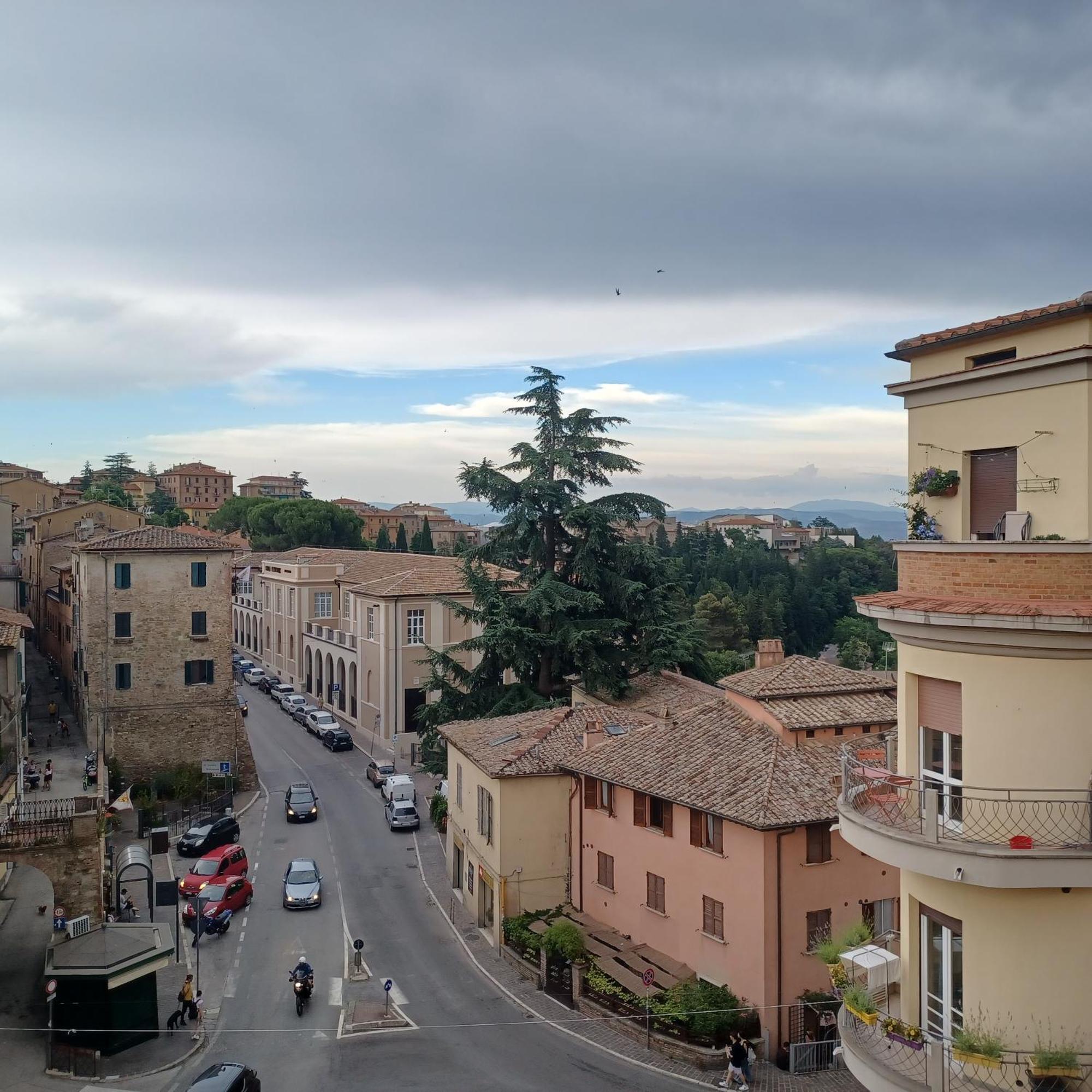 Appartamento Via Dei Ciechi เปรูจา ภายนอก รูปภาพ